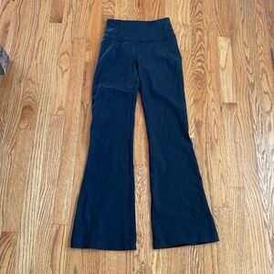 Lululemon Groove Pant Flare *Full-On Luxtreme 32" Black Size 4